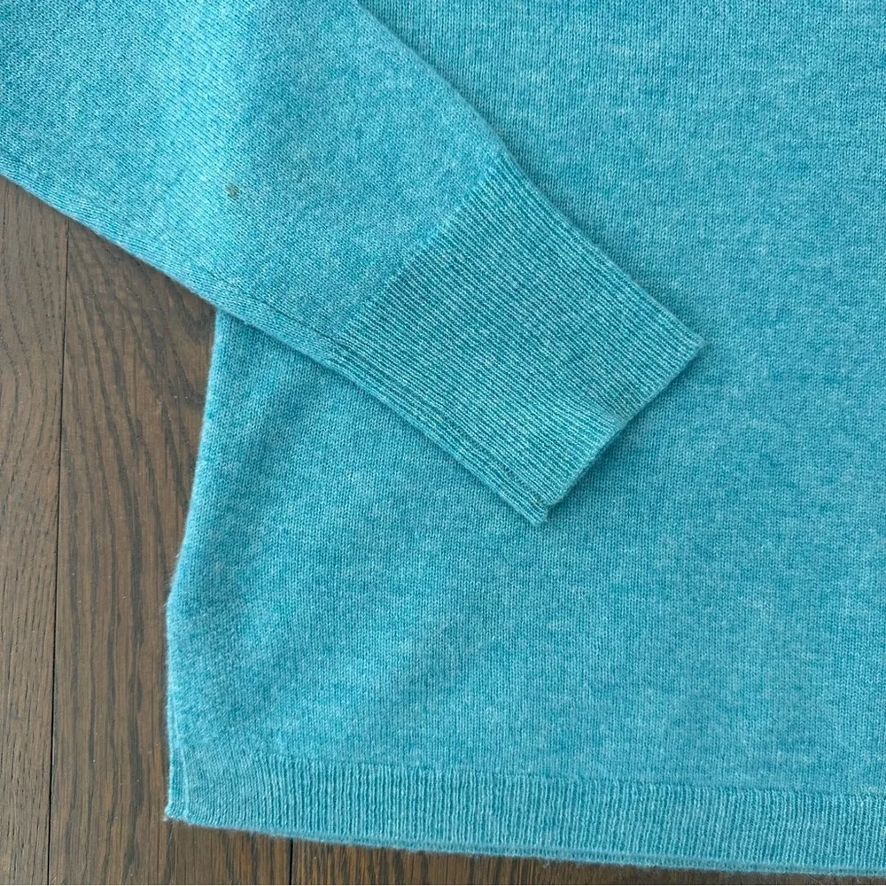 J. Crew Everyday Cashmere Crew Neck Pullover Sweater in Aqua Blue Small